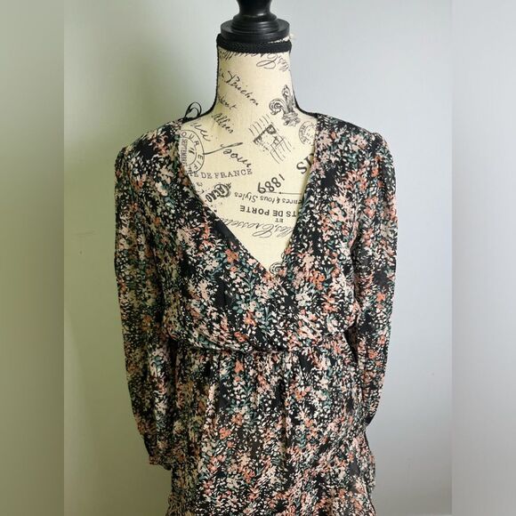 Lush Floral Ruffle Dress NWT Size S - Picture 4 of 11